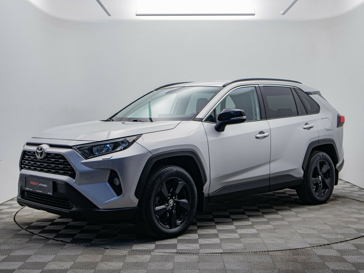 Открыть фотографии: Toyota RAV4 V (XA50)