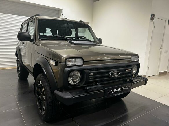 2025 Lada (ВАЗ) Niva Legend Sport I, коричневый, 1754000 рублей