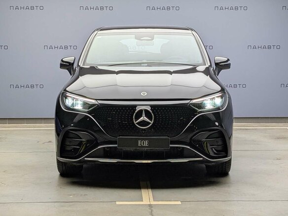 2025 Mercedes-Benz EQE SUV 500, чёрный - вид 1