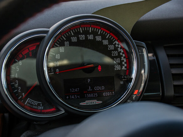 2020 Mini Hatch JCW III (F55/F56) Рестайлинг, зелёный, 2277000 рублей - вид 12