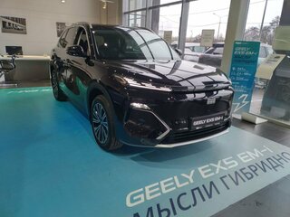 2026 Geely EX5 Гибрид EM-R, чёрный, 3814990 рублей, вид 5