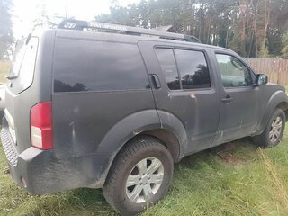 2007 Nissan Pathfinder III, чёрный, 650000 рублей, вид 3
