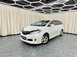 2010 Toyota Wish II, белый, 1249999 рублей, вид 1