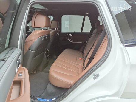 2026 BMW X5 Long 40Li IV (G05/G18) Рестайлинг, белый, 11000000 рублей, вид 5
