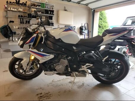 2017 BMW S 1000 R, белый, 1200000 рублей, вид 3