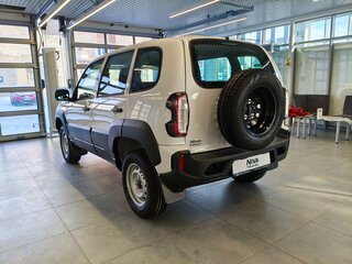 2026 Lada (ВАЗ) Niva Travel I Рестайлинг, белый, 1419000 рублей, вид 5