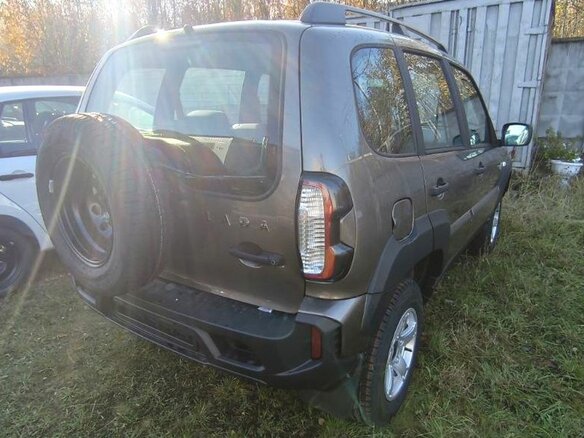 2026 Lada (ВАЗ) Niva Travel I Рестайлинг, коричневый, 1623000 рублей - вид 6