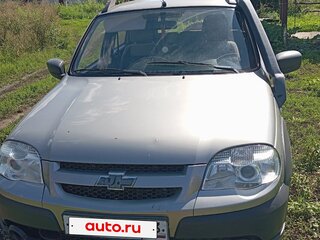 2015 Chevrolet Niva I Рестайлинг, серый, 515000 рублей, вид 2