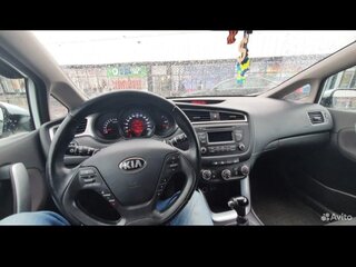 2015 Kia Ceed II Рестайлинг, белый, 1350000 рублей, вид 5