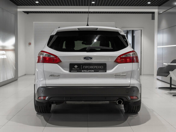 2014 Ford Focus III, белый, 1075000 рублей - вид 5