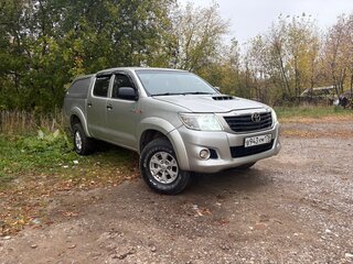 2014 Toyota Hilux VII Рестайлинг, серебристый, 1550000 рублей, вид 5