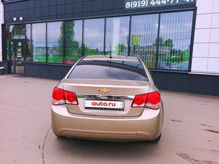 2012 Chevrolet Cruze I, бежевый, 510000 рублей, вид 3