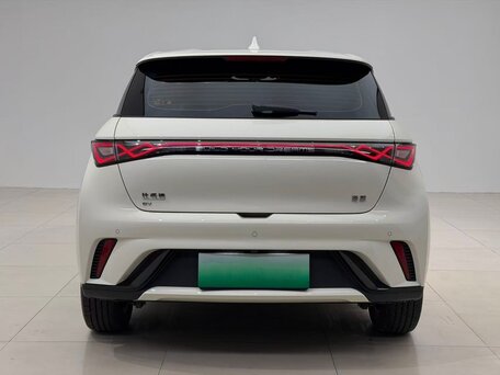 2024 BYD Dolphin 44.9 kWh I, бежевый, 1655000 рублей, вид 5