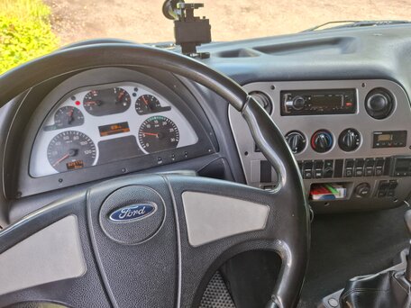 2012 Ford Cargo 18xx, белый, 2000000 рублей, вид 5