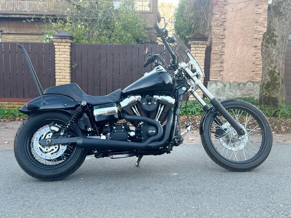 2010 Harley-Davidson Dyna Wide Glide, чёрный, 870000 рублей - вид 5