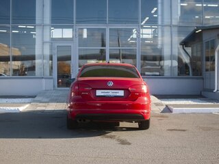 2012 Volkswagen Jetta VI, красный, 720000 рублей, вид 4