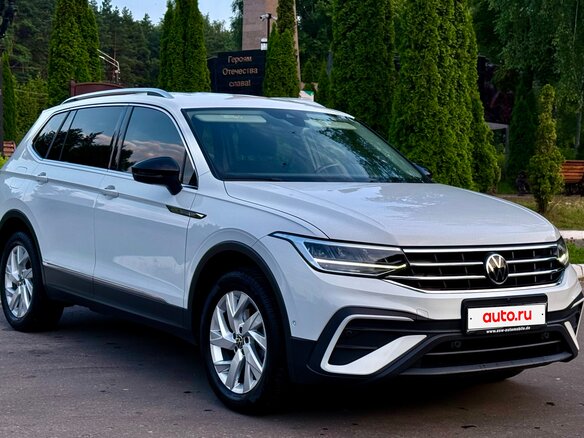 2022 Volkswagen Tiguan Allspace II Рестайлинг, белый - вид 6