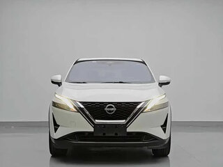 2023 Nissan Qashqai III, белый, 1500000 рублей, вид 1
