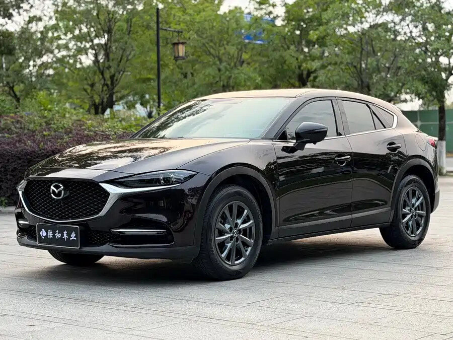 Открыть фотографии: Mazda CX-4 I Рестайлинг