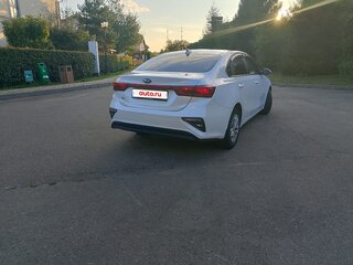 2020 Kia Cerato IV, белый, 1350000 рублей, вид 3