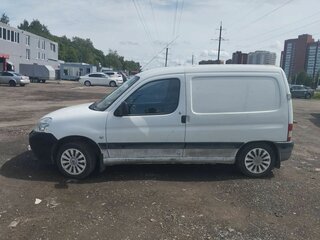 2010 Peugeot Partner I Рестайлинг, белый, 275000 рублей, вид 3