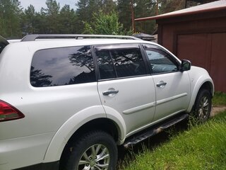 2014 Mitsubishi Pajero Sport II Рестайлинг, белый, 1700000 рублей, вид 2