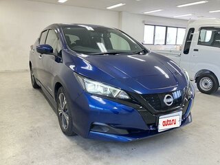 2022 Nissan Leaf II (ZE1), голубой, 1855000 рублей, вид 3