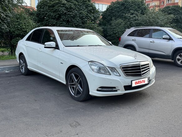 2011 Mercedes-Benz E-Класс 200 5G-Tronic IV (W212, S212, C207), белый - вид 3