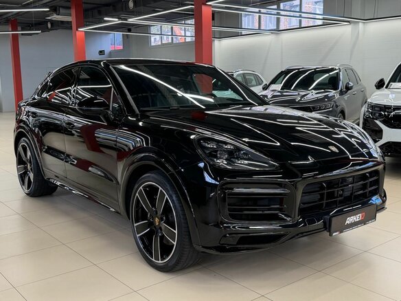 2022 Porsche Cayenne GTS Coupé III, чёрный - вид 3