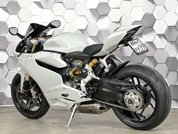 2013 Ducati 1199 Panigale, белый, 899000 рублей - вид 7