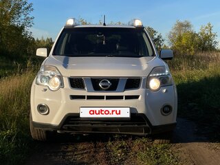 2013 Nissan X-Trail II Рестайлинг, белый, 1090000 рублей, вид 1