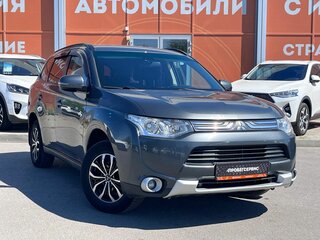 2014 Mitsubishi Outlander III, серый, 1285000 рублей, вид 3