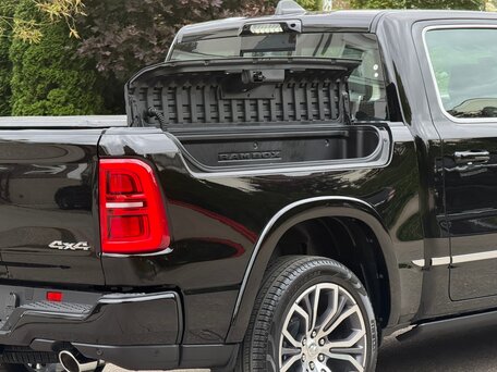 2026 Ram 1500 Crew Cab V Рестайлинг, чёрный, 10190000 рублей, вид 3