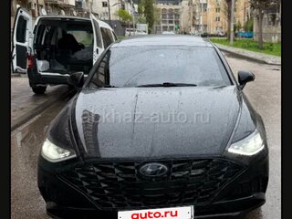 2020 Hyundai Sonata VIII (DN8), чёрный, 1950000 рублей, вид 3