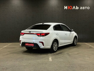 2019 Kia Rio IV, белый, 1660000 рублей, вид 5