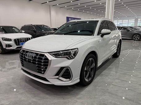 Audi Q3 II (F3)