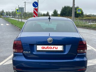 2019 Volkswagen Polo V Рестайлинг, синий, 929000 рублей, вид 4