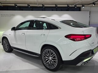 2026 Mercedes-Benz GLE Coupe AMG 53 AMG II (C167) Рестайлинг, белый, 18217700 рублей, вид 3