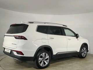 2022 Geely Okavango I, белый, 2015000 рублей, вид 3