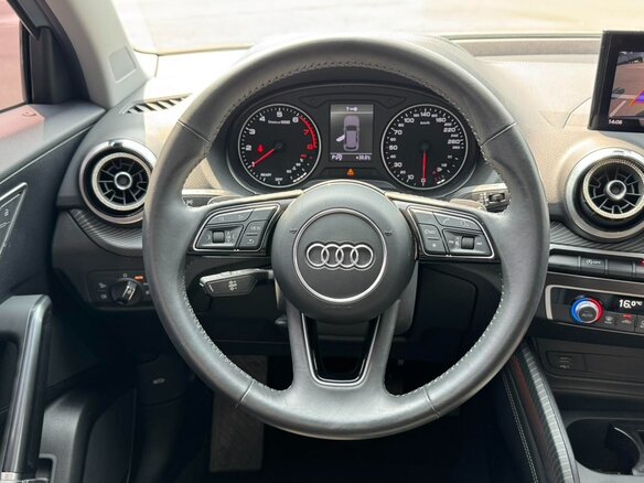 2023 Audi Q2 L 35 TFSI I Рестайлинг, серый, 1770700 рублей - вид 17