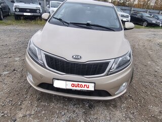 2013 Kia Rio 5-speed III, бежевый, 500000 рублей, вид 2