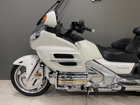 2006 Honda GL 1800 Gold Wing, белый, 995000 рублей, вид 5