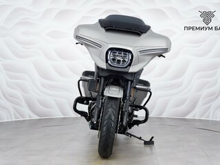2023 Harley-Davidson CVO Street Glide, серебристый, 3899000 рублей, вид 4