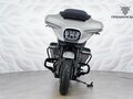 2023 Harley-Davidson CVO Street Glide, серебристый, 3899000 рублей - вид 3