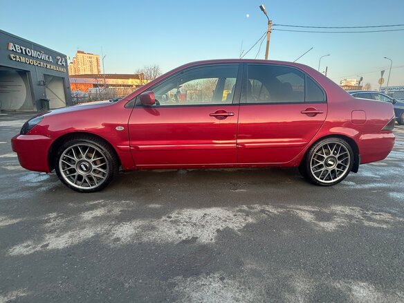 2005 Mitsubishi Lancer IX Рестайлинг, красный, 450000 рублей - вид 6