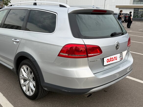 2013 Volkswagen Passat Alltrack B7, серебристый, 1300000 рублей - вид 6