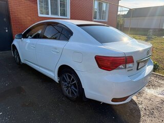 2012 Toyota Avensis III Рестайлинг, белый, 1300000 рублей, вид 5