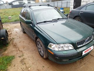 2001 Volvo V40 I Рестайлинг, зелёный, 370000 рублей, вид 4