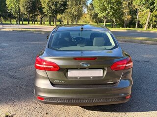 2018 Ford Focus III Рестайлинг, серый, 850000 рублей, вид 5