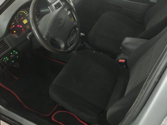 2011 Lada (ВАЗ) Priora I, серебристый, 440000 рублей - вид 8